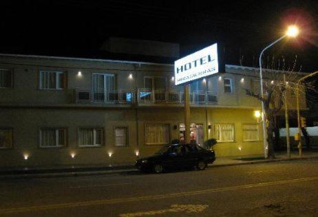 Hotel Mirasierras 坦迪尔 外观 照片